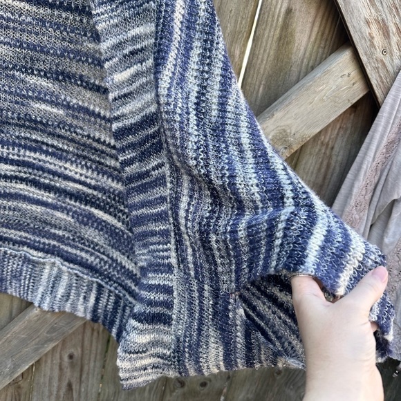 Chicos Cozy Crocheted Metallic Knit Colleen Cocoon Cardigan Sweater - Picture 6 of 10